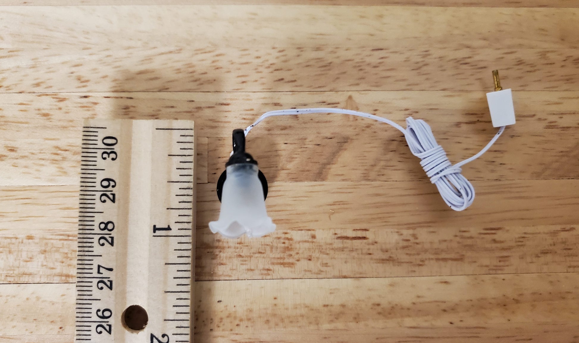 Dollhouse Tulip Wall Sconce Black 12 Volt 1:12 Scale Miniature Cir-Kit