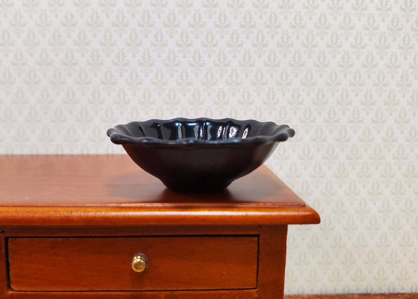 Dollhouse Black Bowl Extra Large Ribbed 1:12 Scale Miniature Kitchen Dish