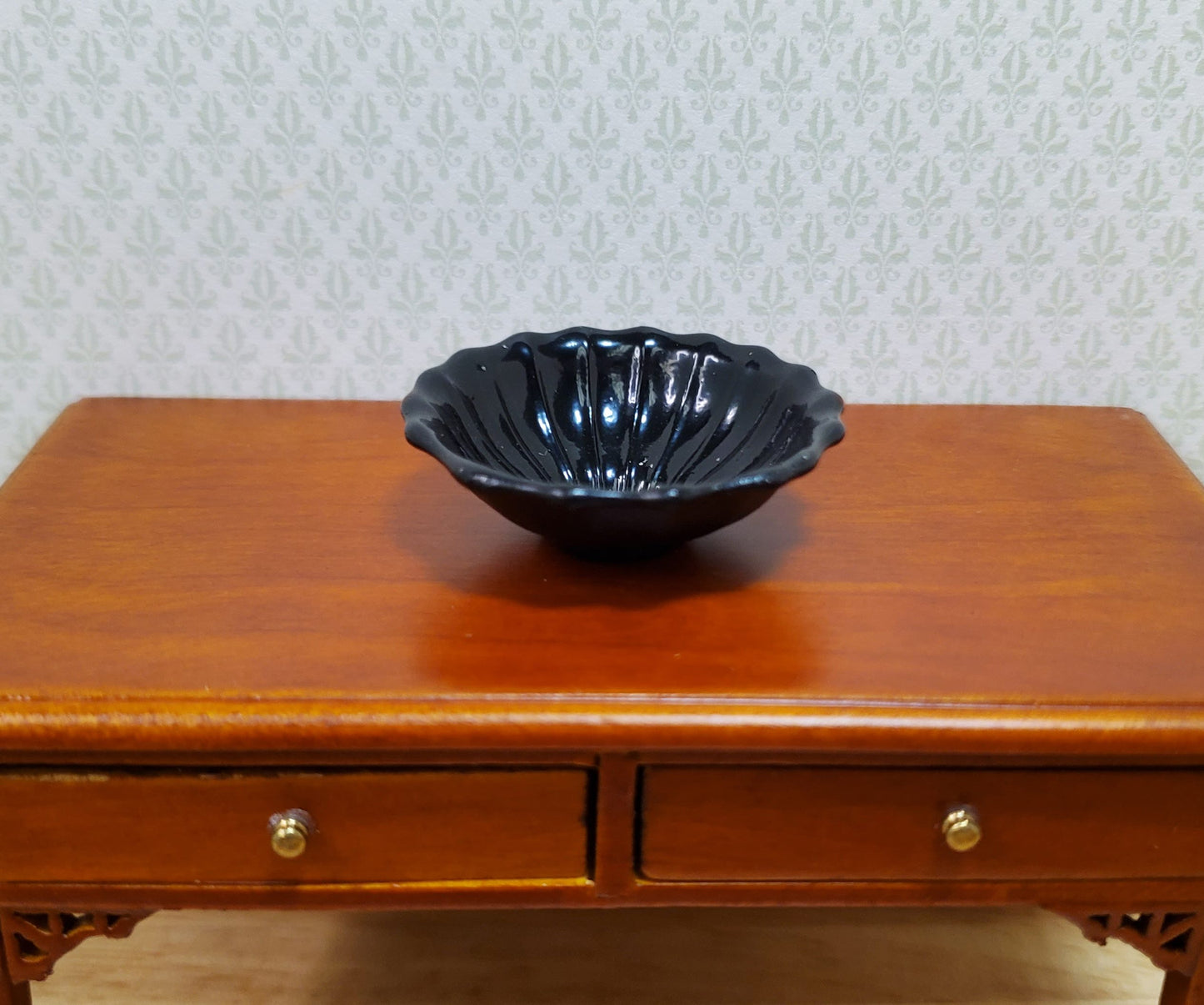 Dollhouse Black Bowl Extra Large Ribbed 1:12 Scale Miniature Kitchen Dish