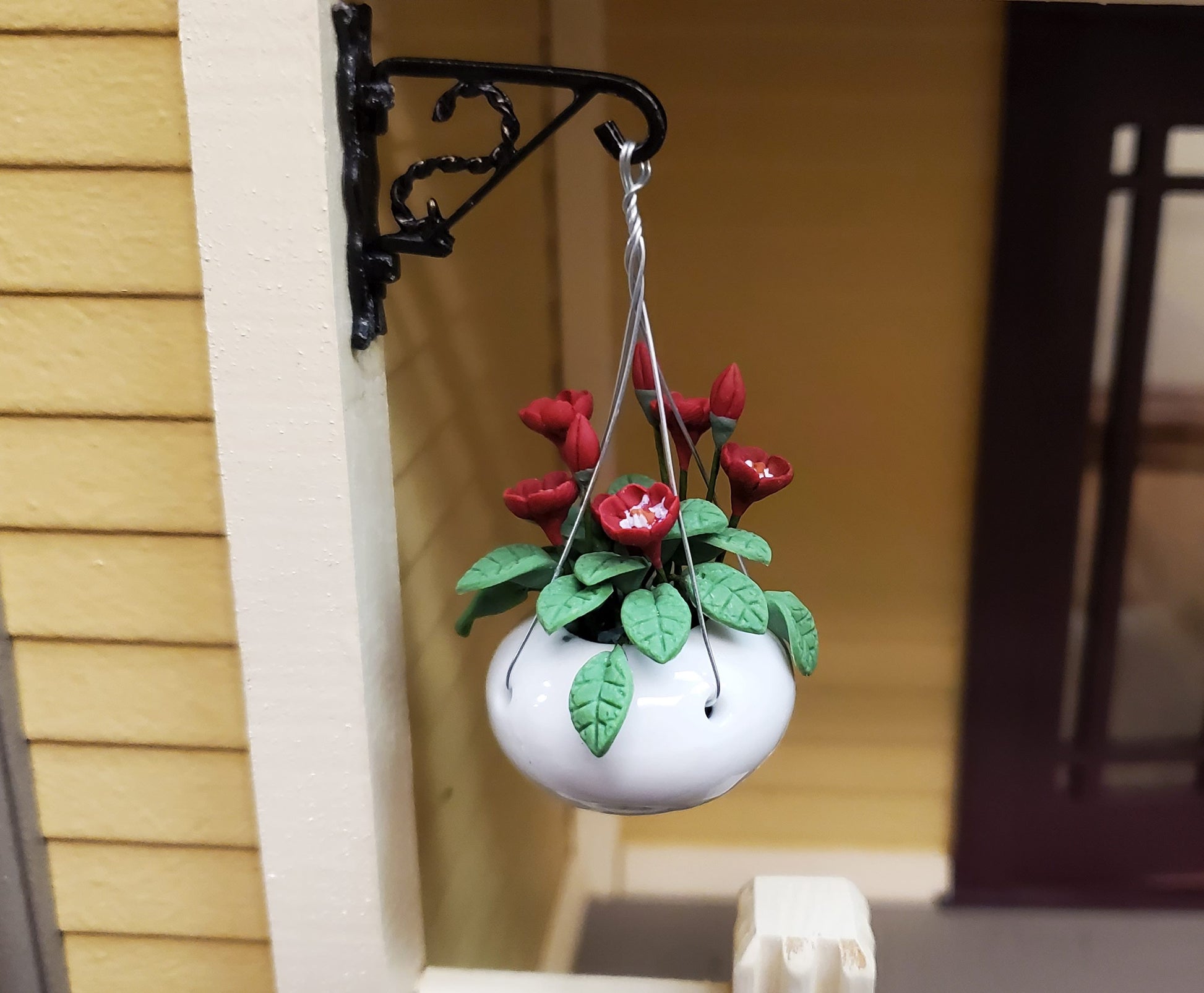 Dollhouse Hanging Basket of Red Flowers White Ceramic Pot 1:12 Scale Miniature