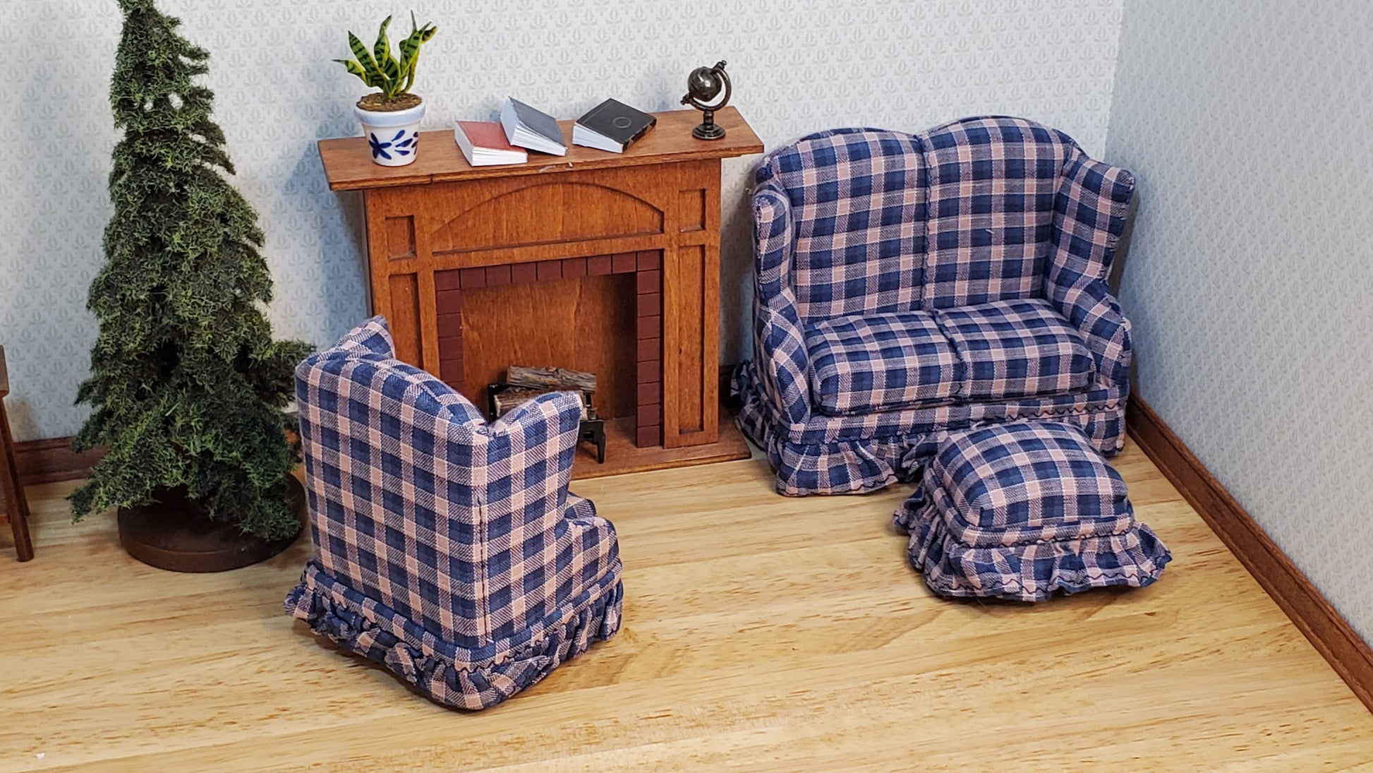 Dollhouse Small Sofa Chair Ottoman Navy & Pink Plaid 1:12 Scale Miniature Furniture