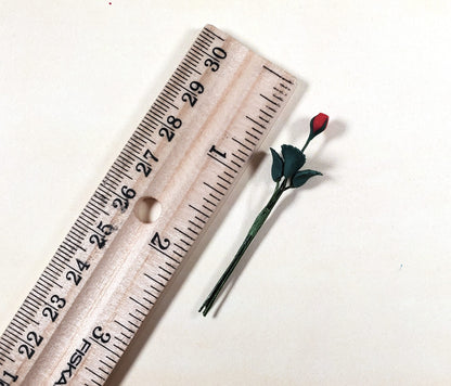 Dollhouse Red Rose Bud Single Stem with Foliage 1:12 Scale Miniature