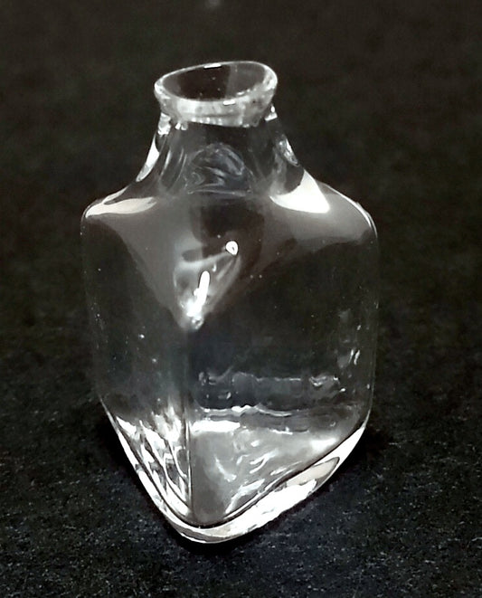 Dollhouse Clear Glass Triangle Bottle 1:12 Scale Miniature Decoration Drinks