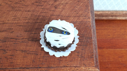 Dollhouse Halloween Mummy Cake Round 1:12 Miniature Food Kitchen Bakery