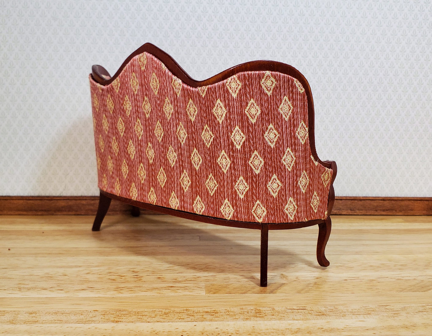 Dollhouse Victorian Sofa Couch Dark Pink 1:12 Scale Miniature Furniture
