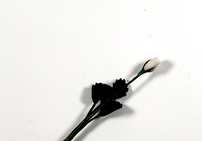 Dollhouse White Rose Bud Single Stem with Foliage 1:12 Scale Miniature
