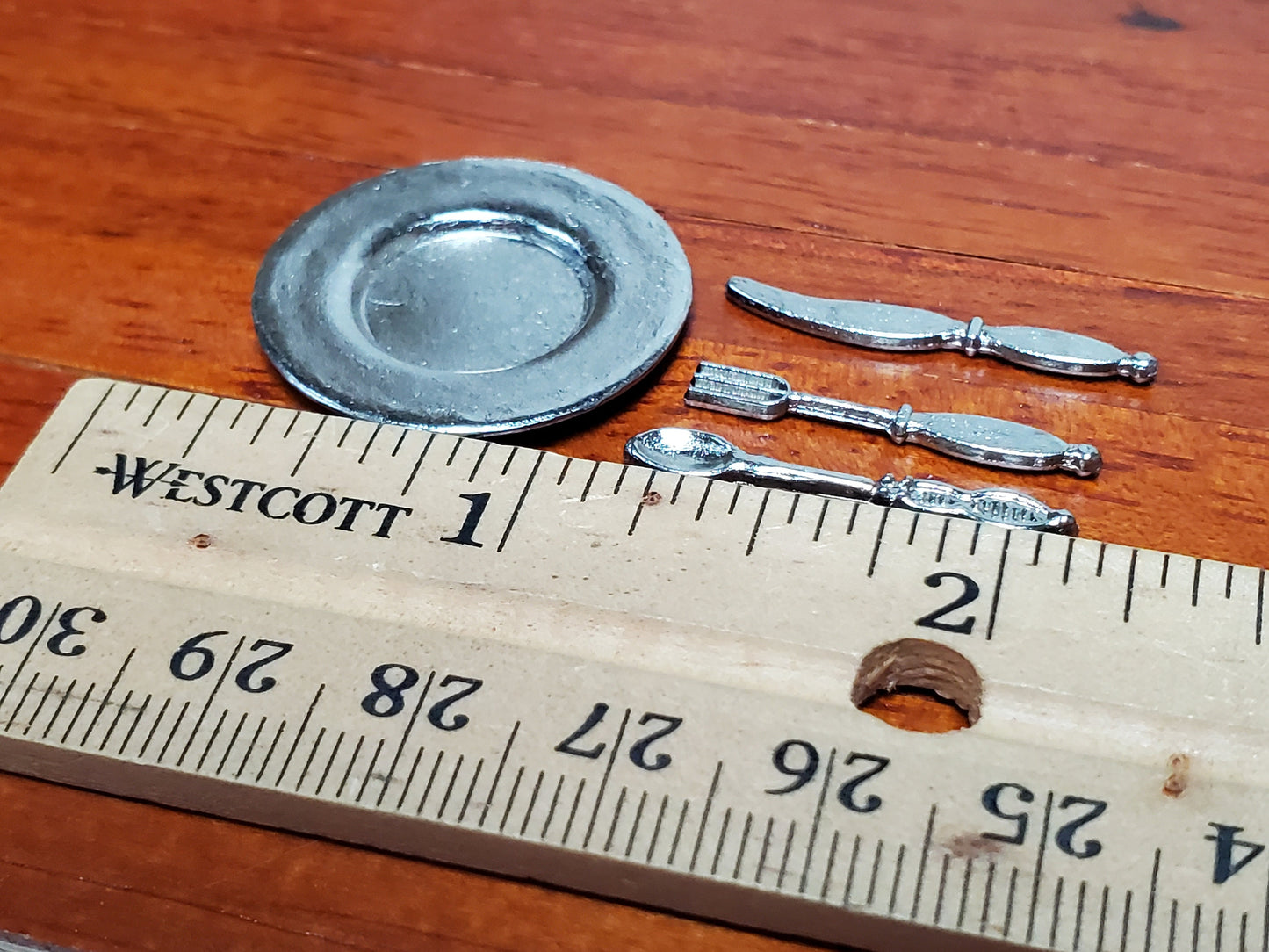 Dollhouse Silver Plates and Silverware Place Settings x4 1:12 Scale Miniatures