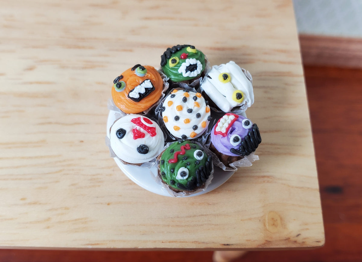 Dollhouse Plate of Halloween Theme Cupcakes on Ceramic Plate 1:12 Scale