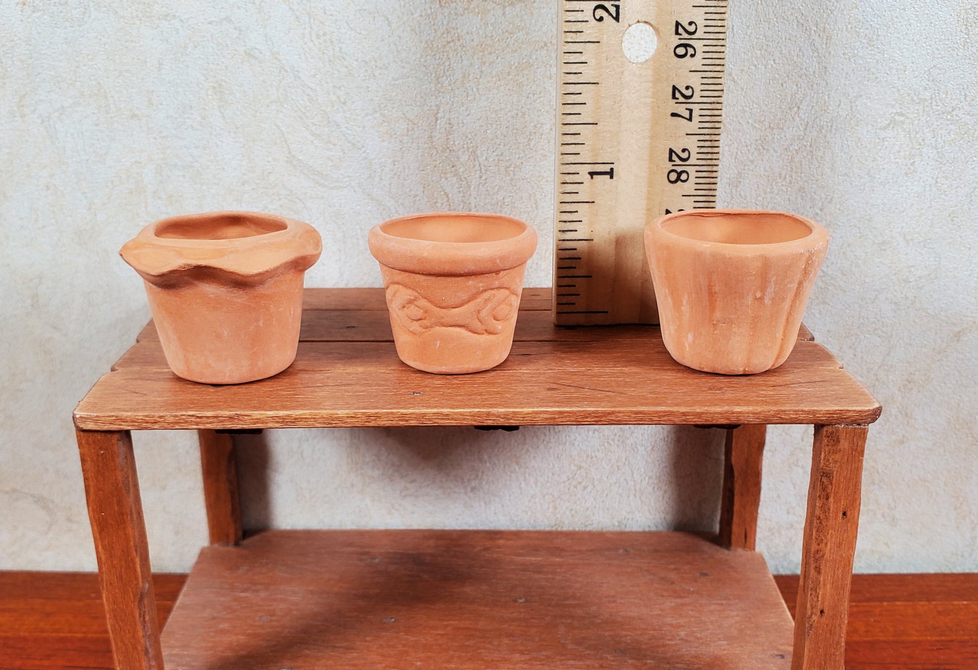 Dollhouse Terra Cotta Pots with Varying Designs Set of 3 1:12 Scale Miniature