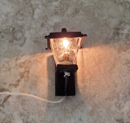 Dollhouse Small Black Coach Light 1:12 Scale Miniature 12 Volt w/Plug Porch Lamp