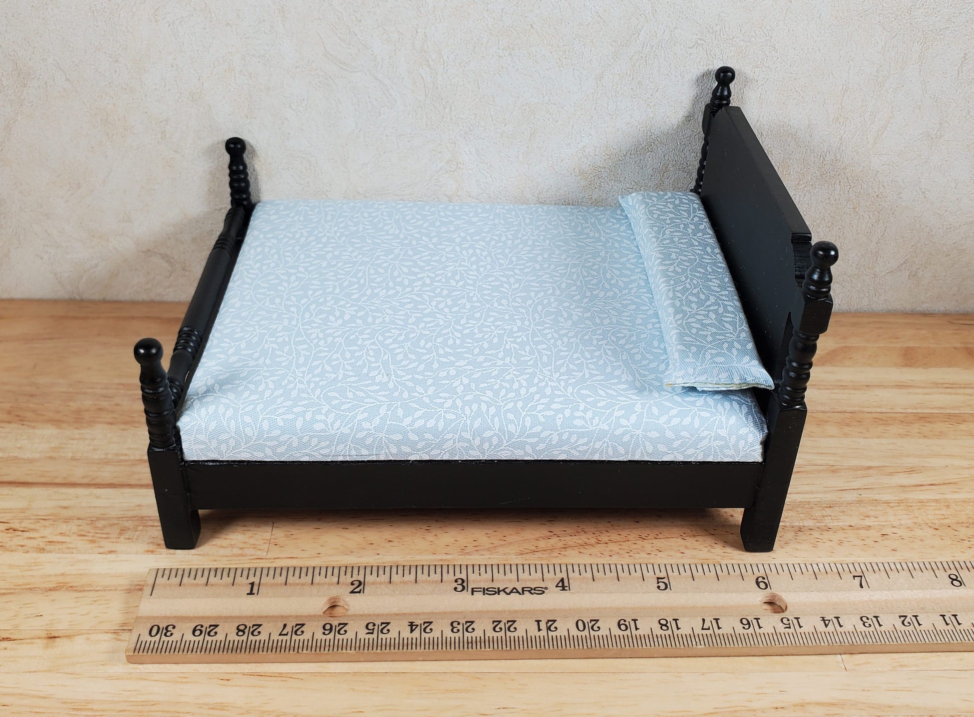 Dollhouse Double Bed Black 1:12 Scale Miniature Wood Furniture