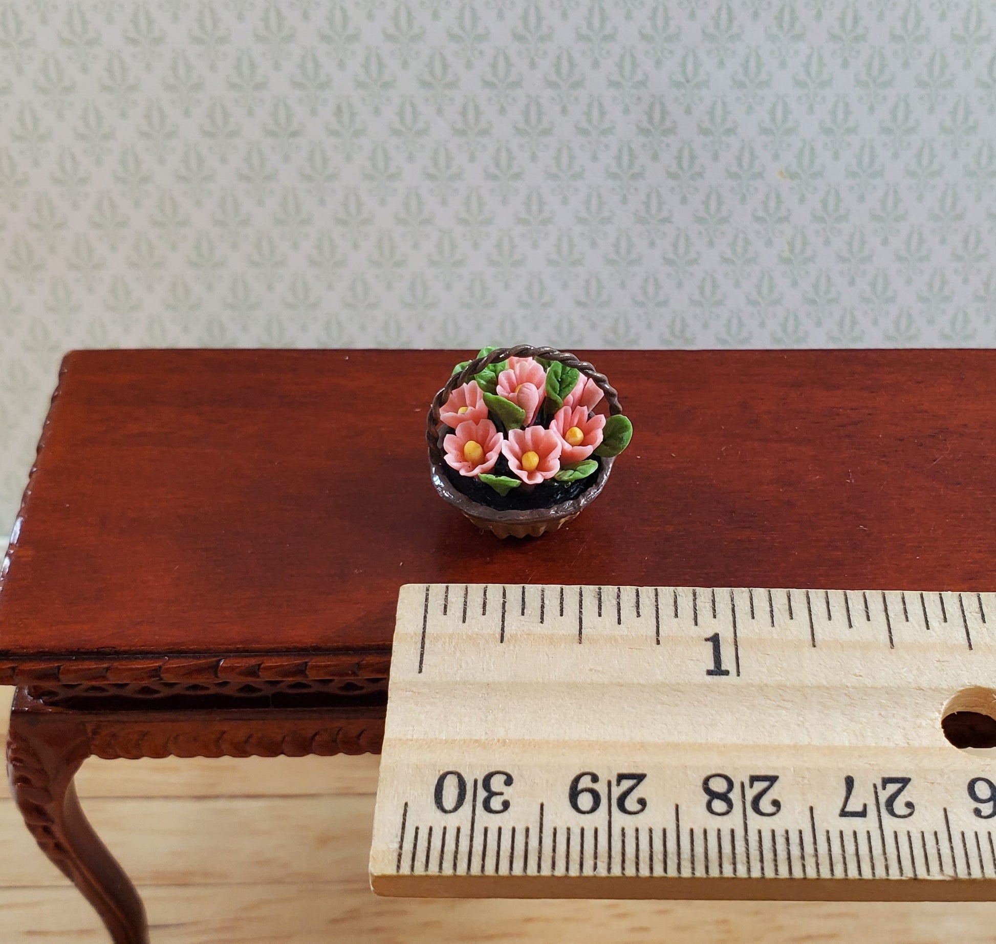 Dollhouse Pink Daisies in a Small Basket 1:12 Scale Miniature Flowers by Falcon