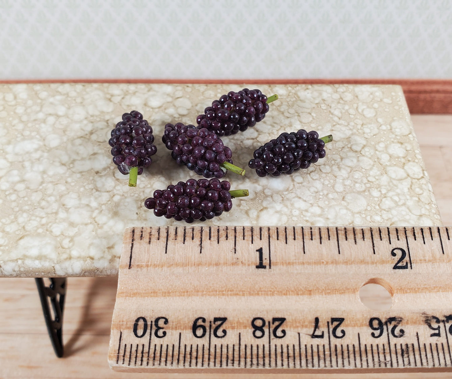 Dollhouse Purple Grapes 5 Bunches 1:12 Scale Miniature Fruit Food