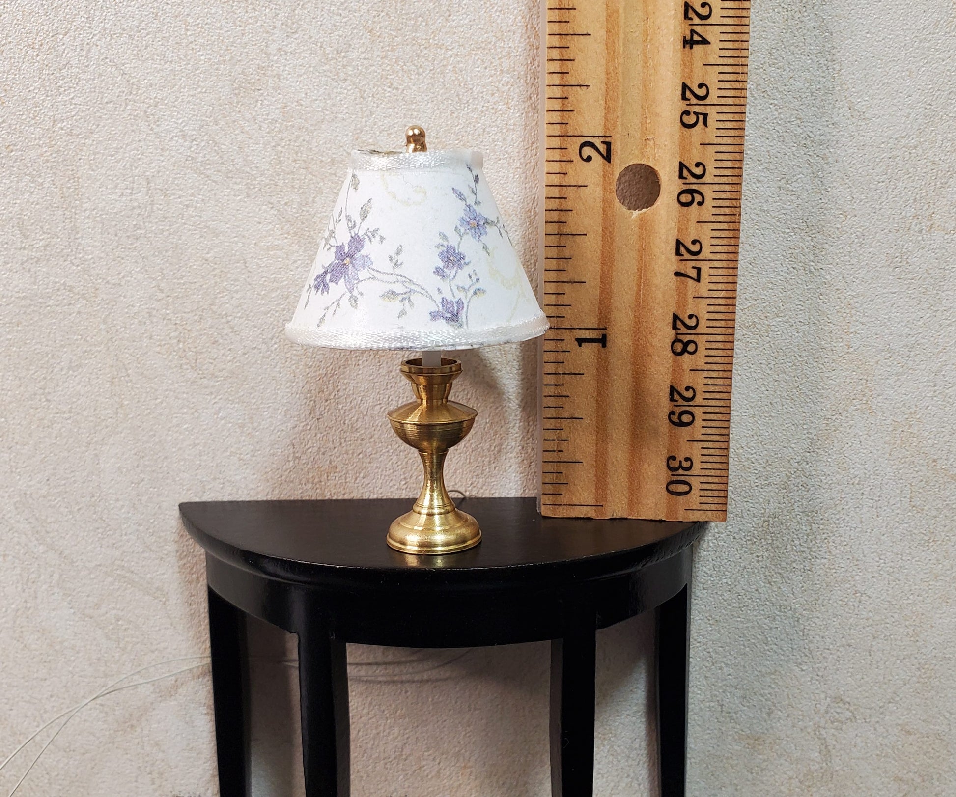 Dollhouse Table Lamp Purple Floral Shade Brass Base 12 Volt Wired 1:12 Scale