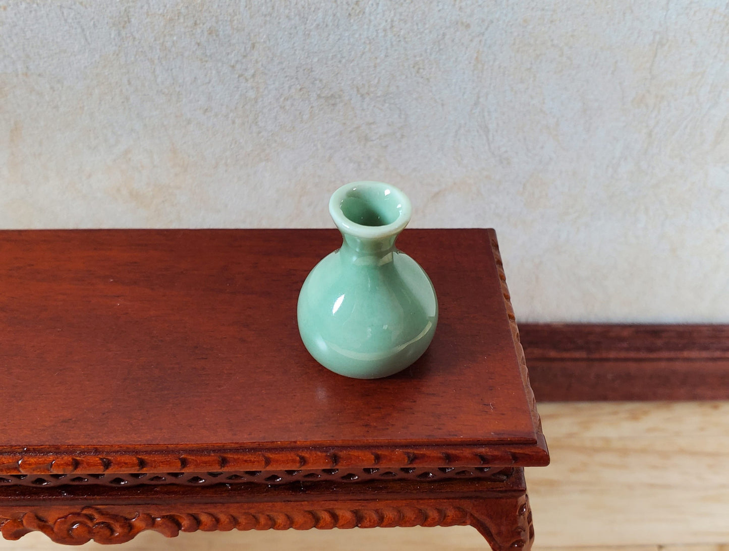 Dollhouse Small Light Green Ceramic Vase or Jar 1:12 Scale Miniature