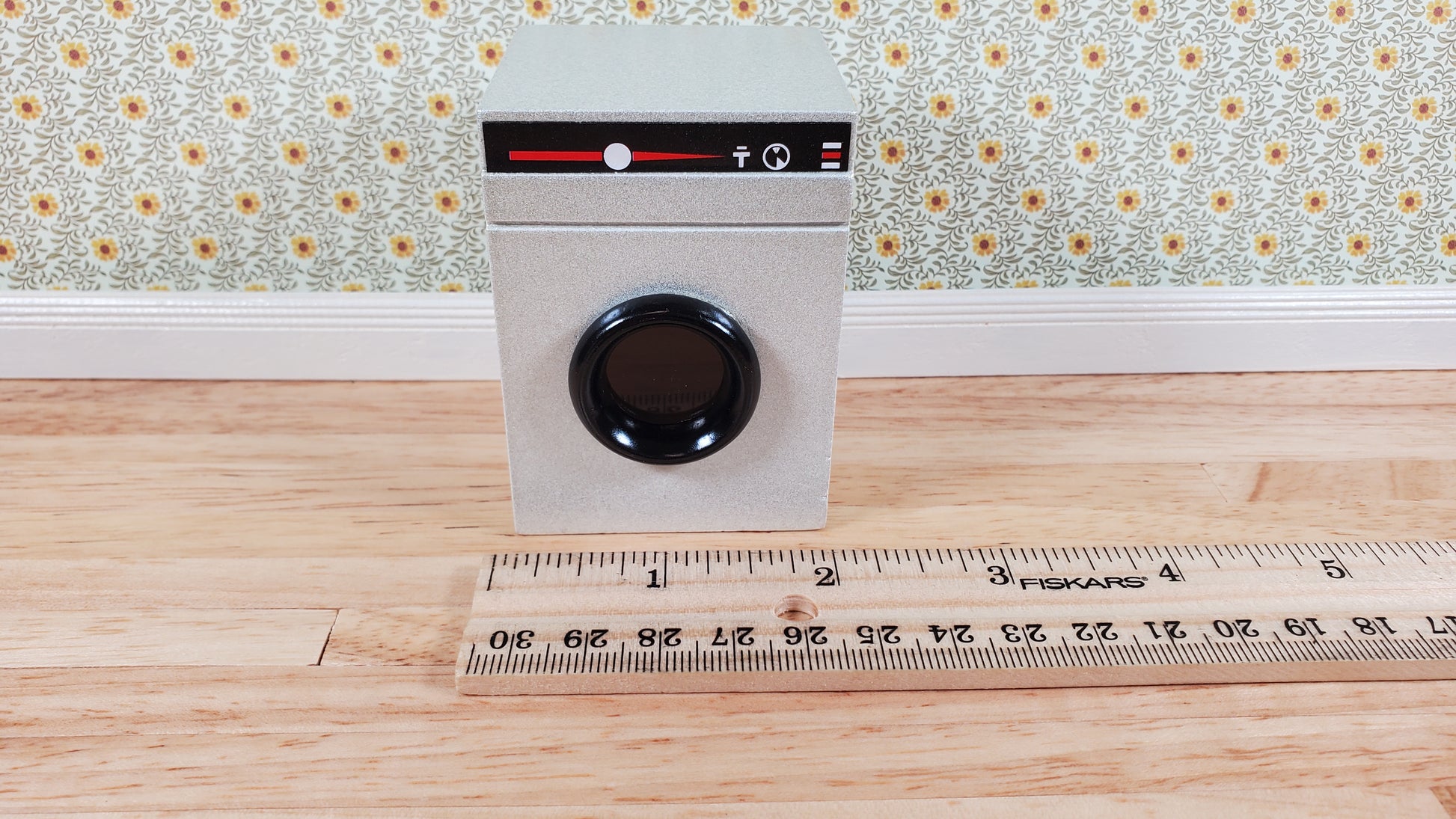 Dollhouse Dryer in Silver Modern Front Load 1:12 Scale Modern Miniature Furniture