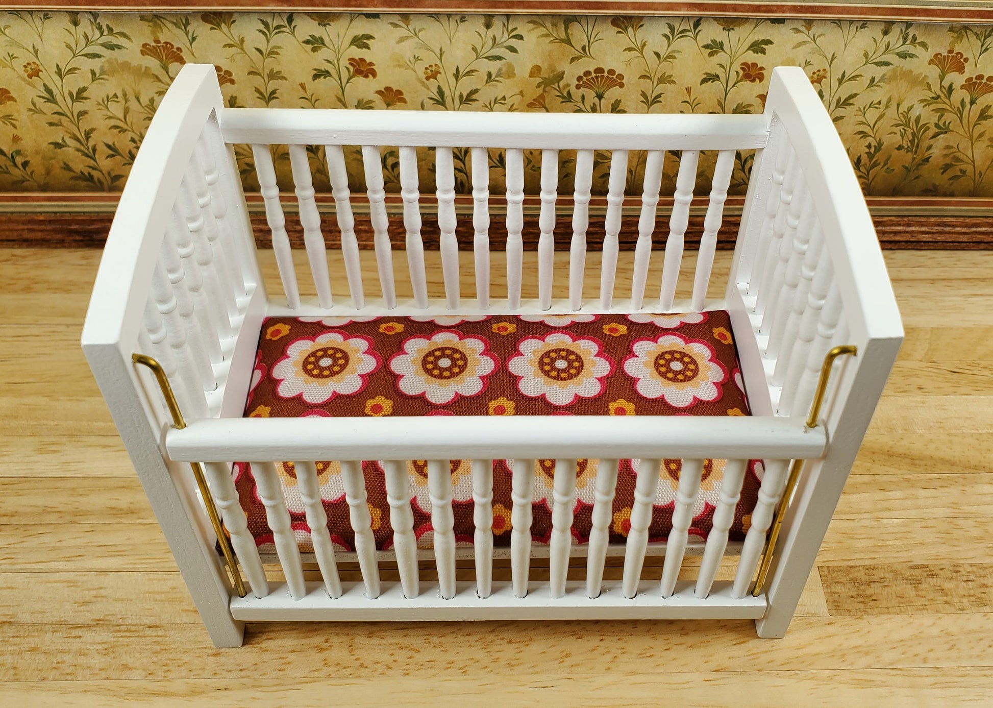 Dollhouse Drop Side Crib Wood White Turned Spindles 1:12 Scale Nursery Furniture