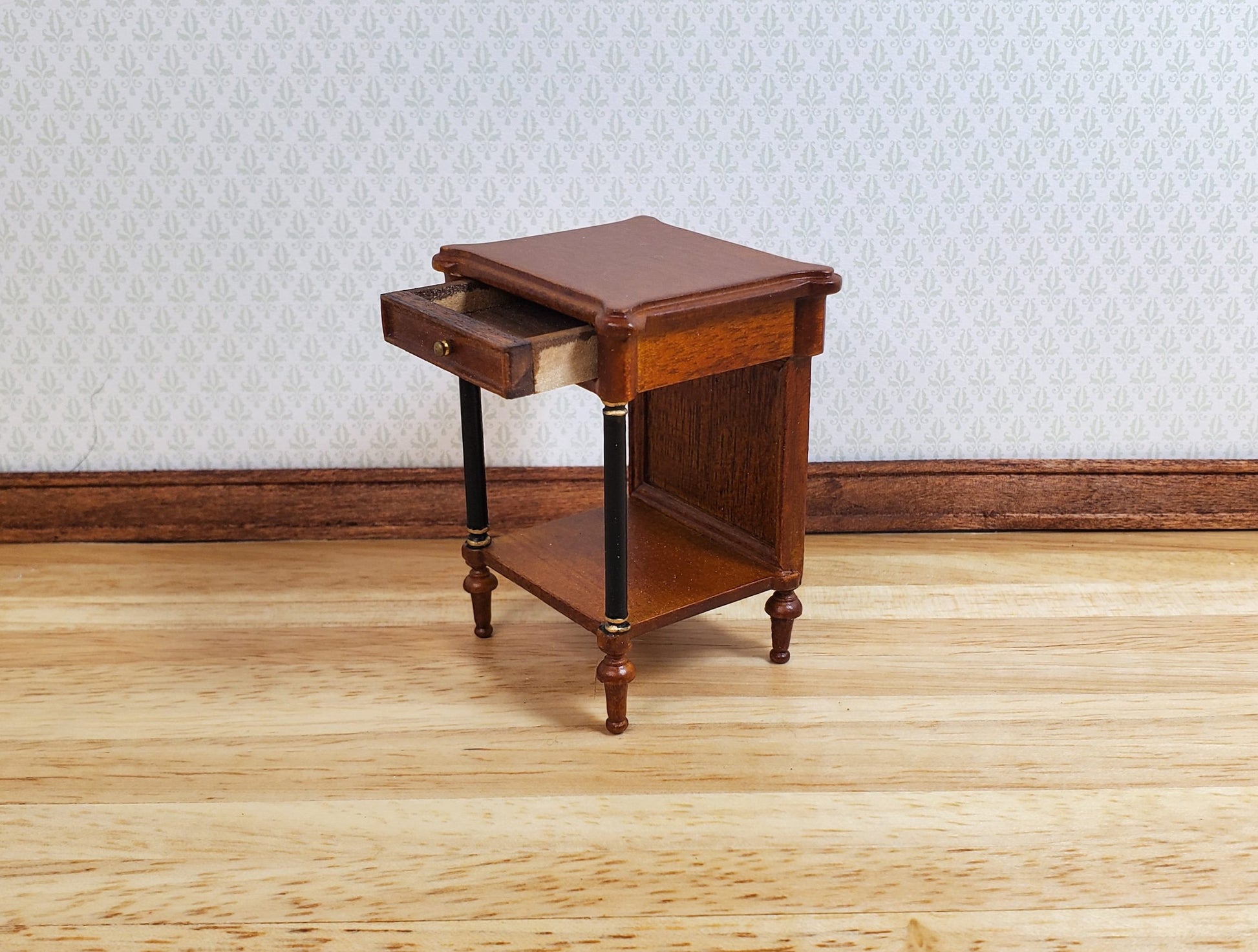 Dollhouse Side Table with Drawer Regency Style 1:12 Scale Hansson's Miniatures