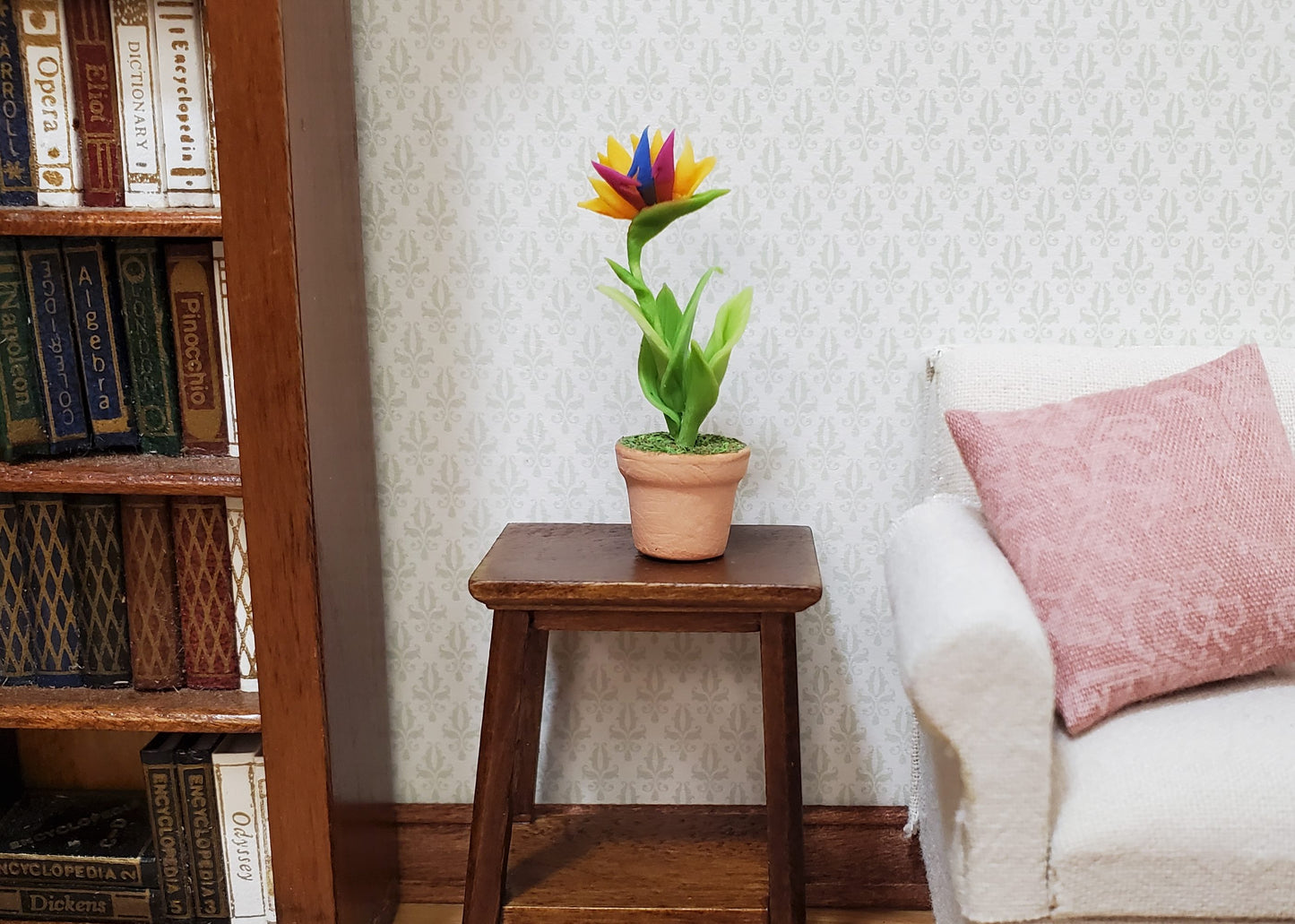 Dollhouse Red & Yellow Bird of Paradise in Terra Cotta Pot 1:12 Scale Miniature