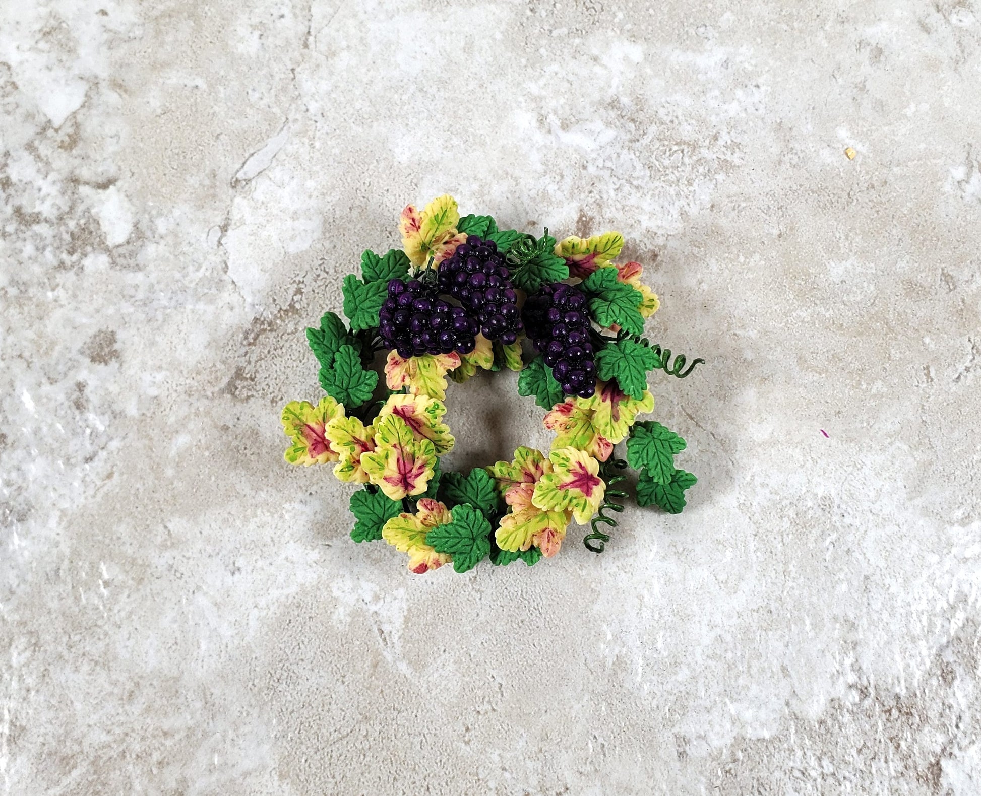 Dollhouse Grapevine Wreath with Purple Grapes 1:12 Scale Miniature