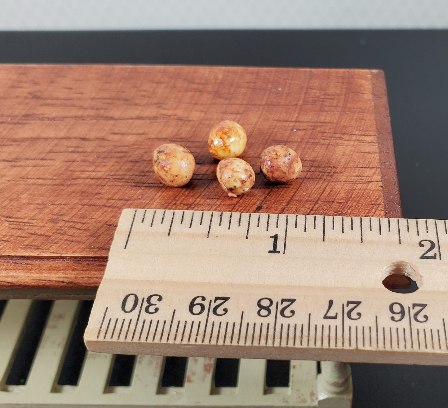 Dollhouse Russet Potatoes 4 Pieces 1:12 Scale Miniature Food Handmade