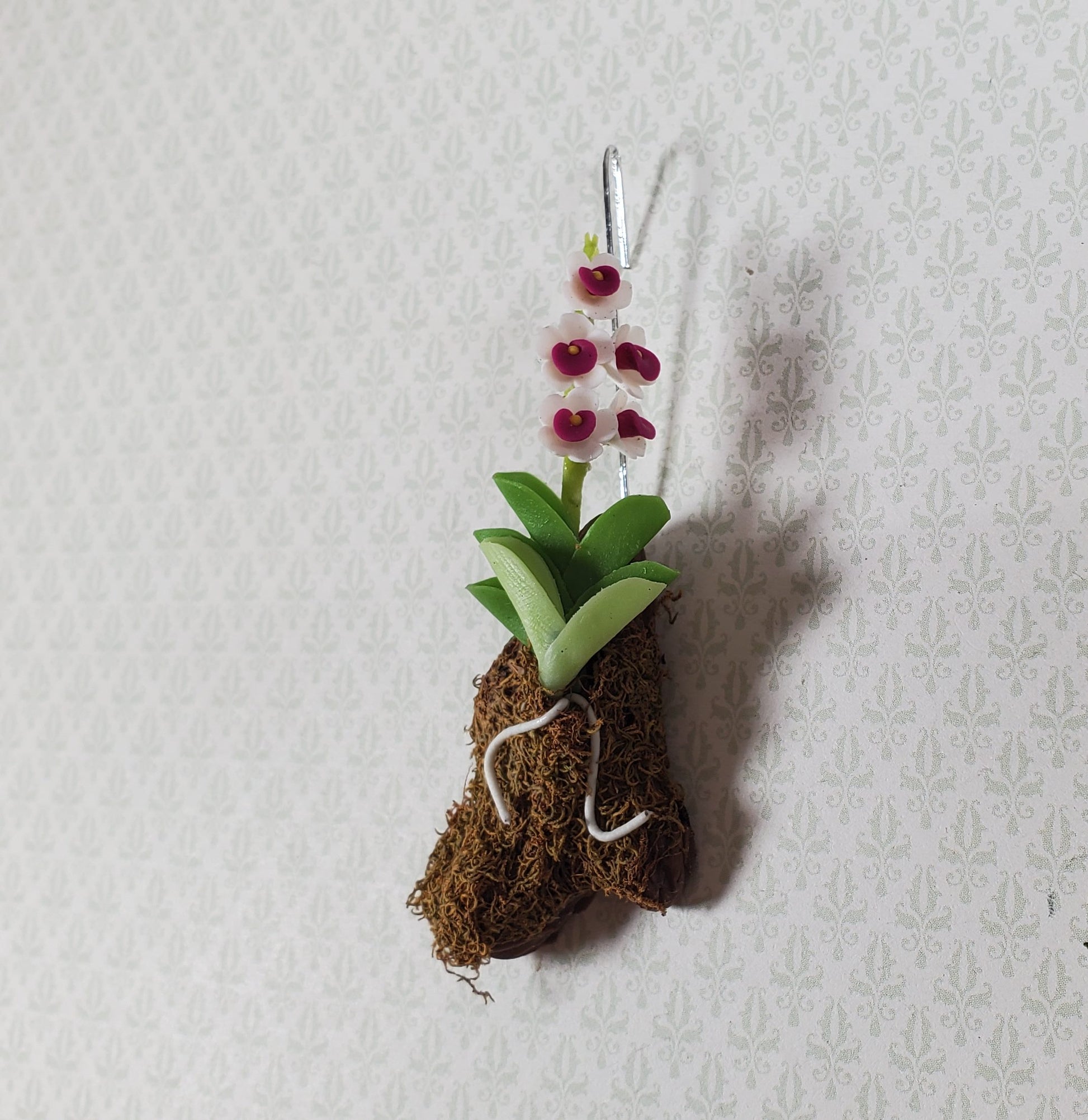 Dollhouse Hanging Orchid White Purple Bark & Moss Flowering Plant 1:12 Scale