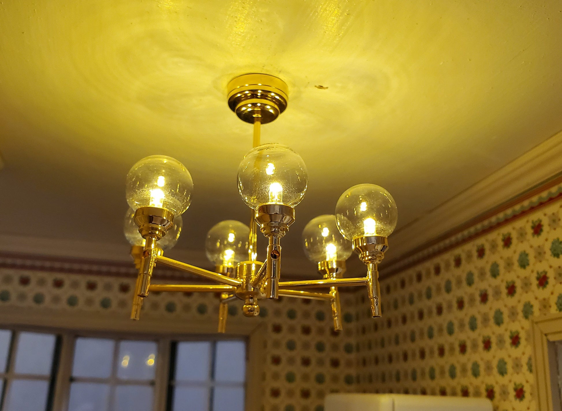 Dollhouse Chandelier Mid Century Modern 6 Arm Wand Battery 1:12 Scale