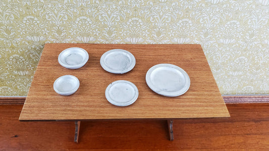 Dollhouse Miniature Metal Plates & Bowls x5 1:12 Scale Dishes Cast White Metal