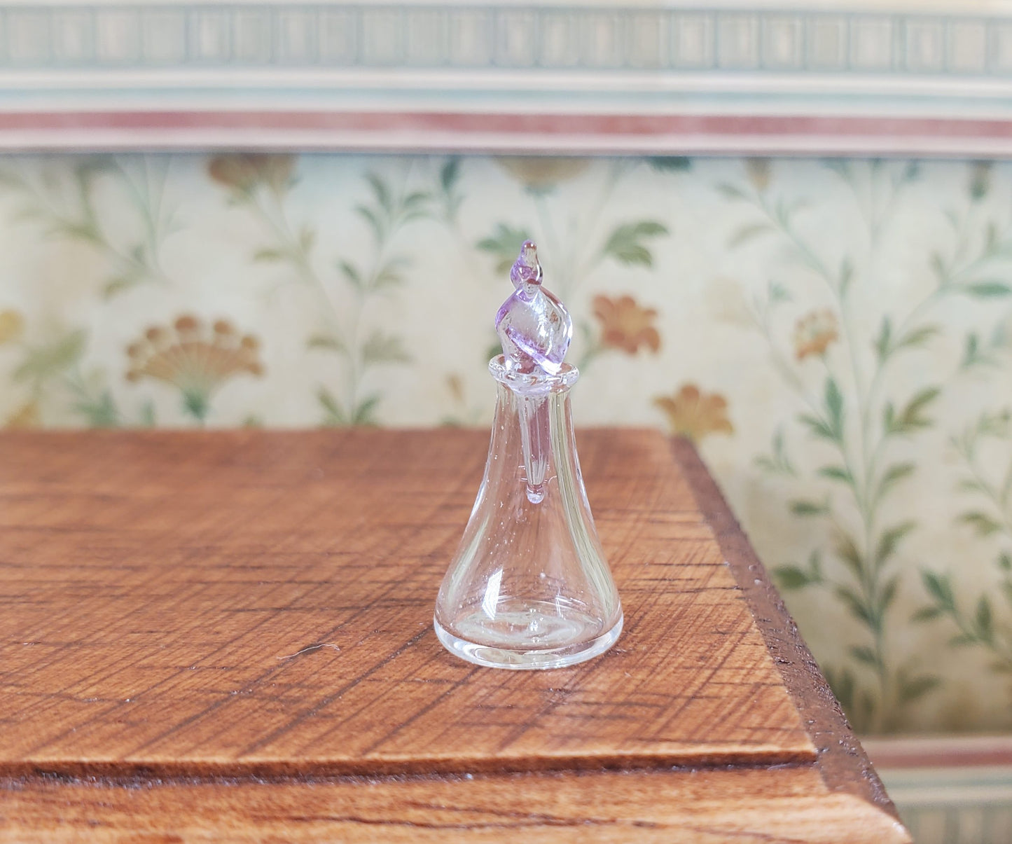 Miniature Glass Decanter Bottle with Lavender Twist Stopper 1:12 Scale Dollhouse