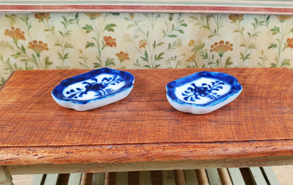 Dollhouse Ceramic Platters x2 Blue & White Design 1:12 Scale Miniature Dish