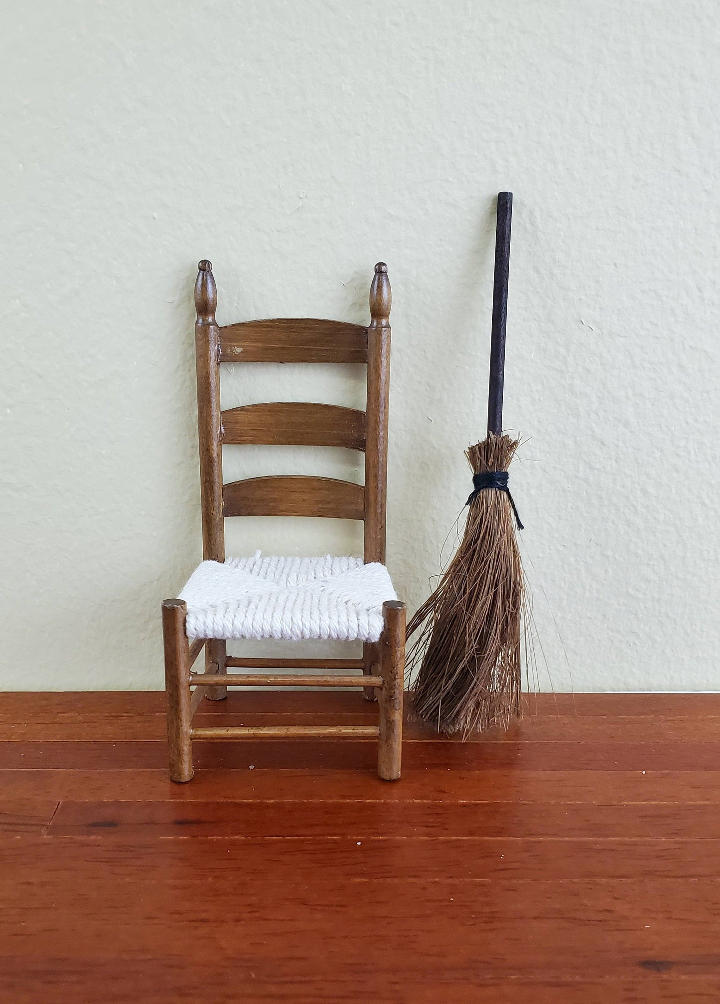 Dollhouse Miniature Broom Primitive Straw Style or Witch's Broom 1:12 Scale