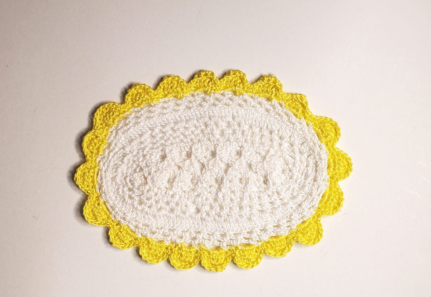 Dollhouse Hand Crocheted Oval Doily Rug White Yellow Trim 1:12 Scale Miniature