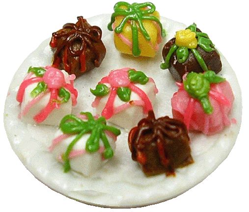 Dollhouse Petit Fours Floral Designs 1:12 Scale Miniature Dessert Food Bakery