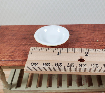 Dollhouse Pie Plate Ceramic Pale Yellow 1:6 Scale Miniature Kitchen Accessory