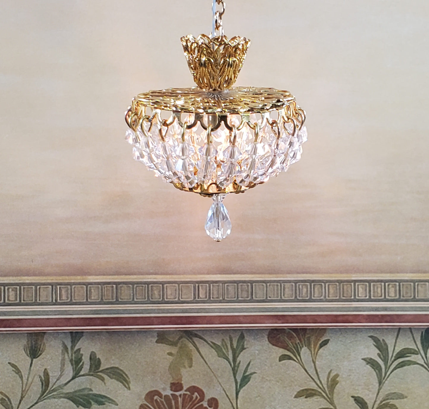 Dollhouse Ceiling Light Real Glass Crystals Low Profile 12 Volt 1:12 Scale Miniature