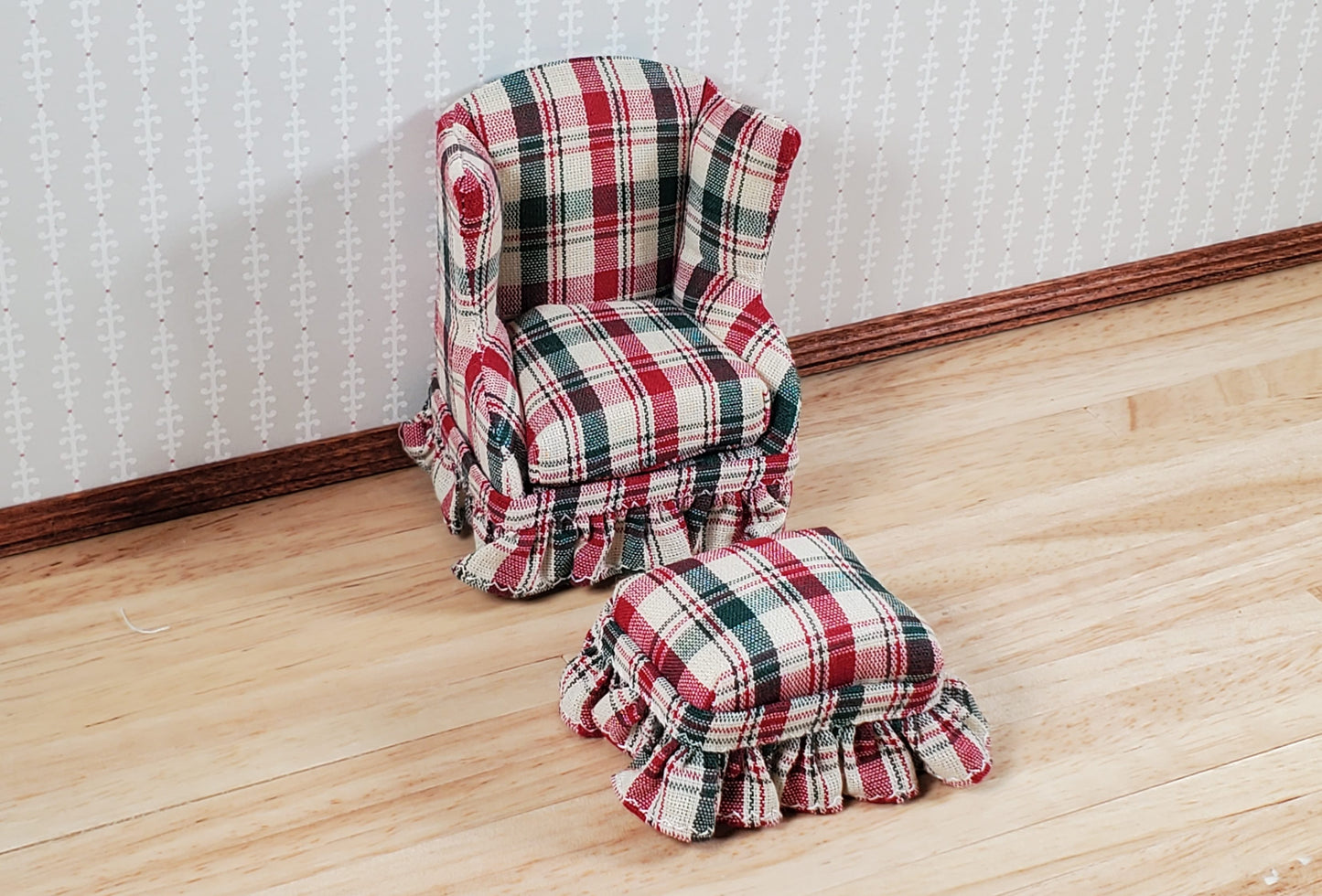 Dollhouse Small Chair with Ottoman Red Green Plaid 1:12 Scale Miniature Furniture