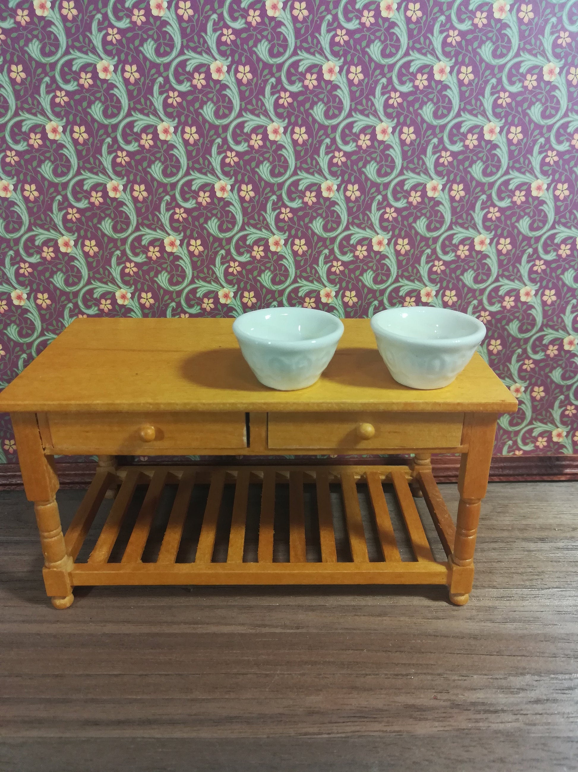 Dollhouse Mixing Bowls Large Ceramic with Pattern White x2 1:12 Scale Miniature