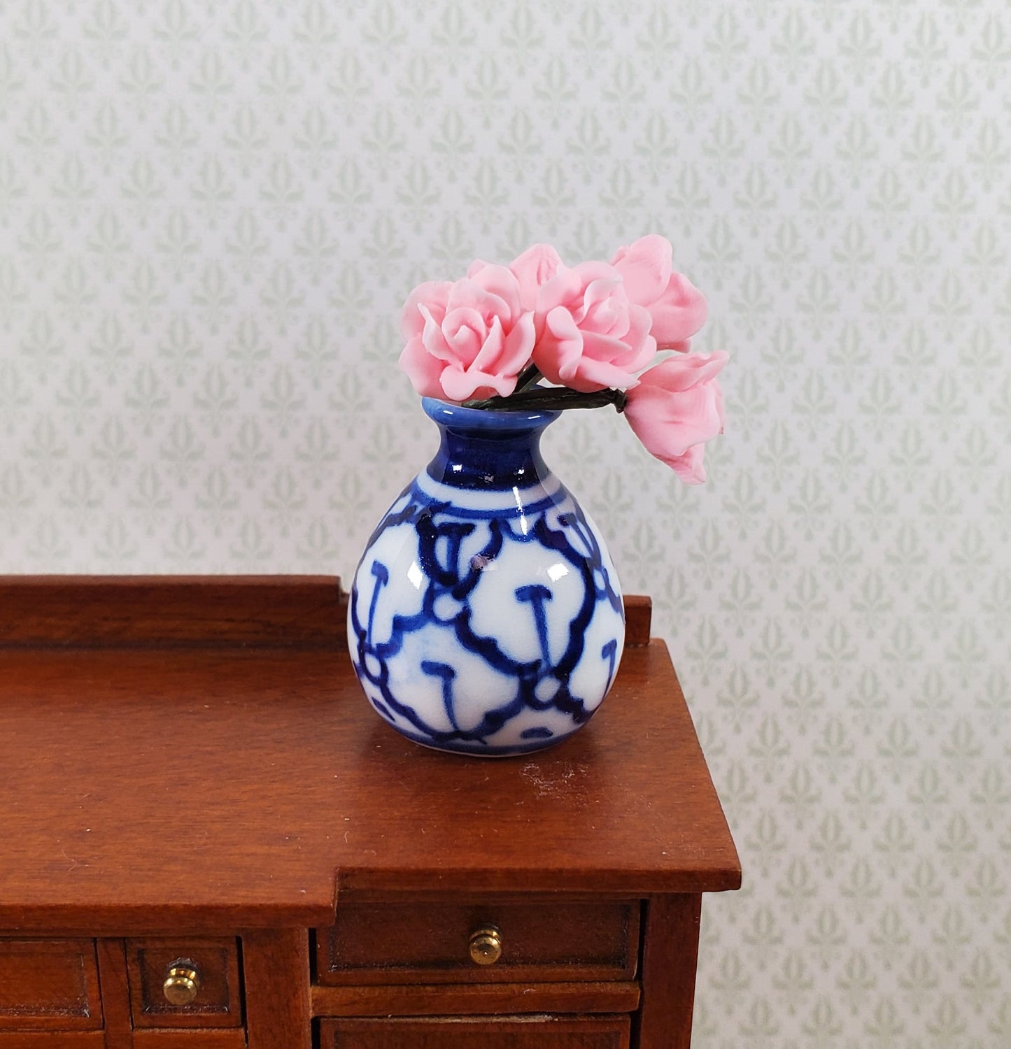 Dollhouse Large Blue & White Decorative Vase Empty 1:12 Scale Miniature