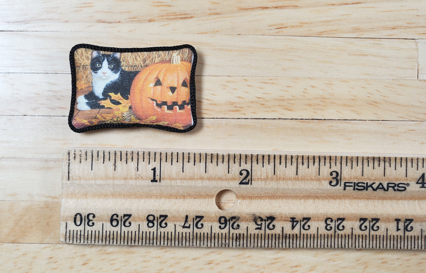 Dollhouse Halloween Cat with Pumpkin Pillow Handmade 1:12 Scale Miniature