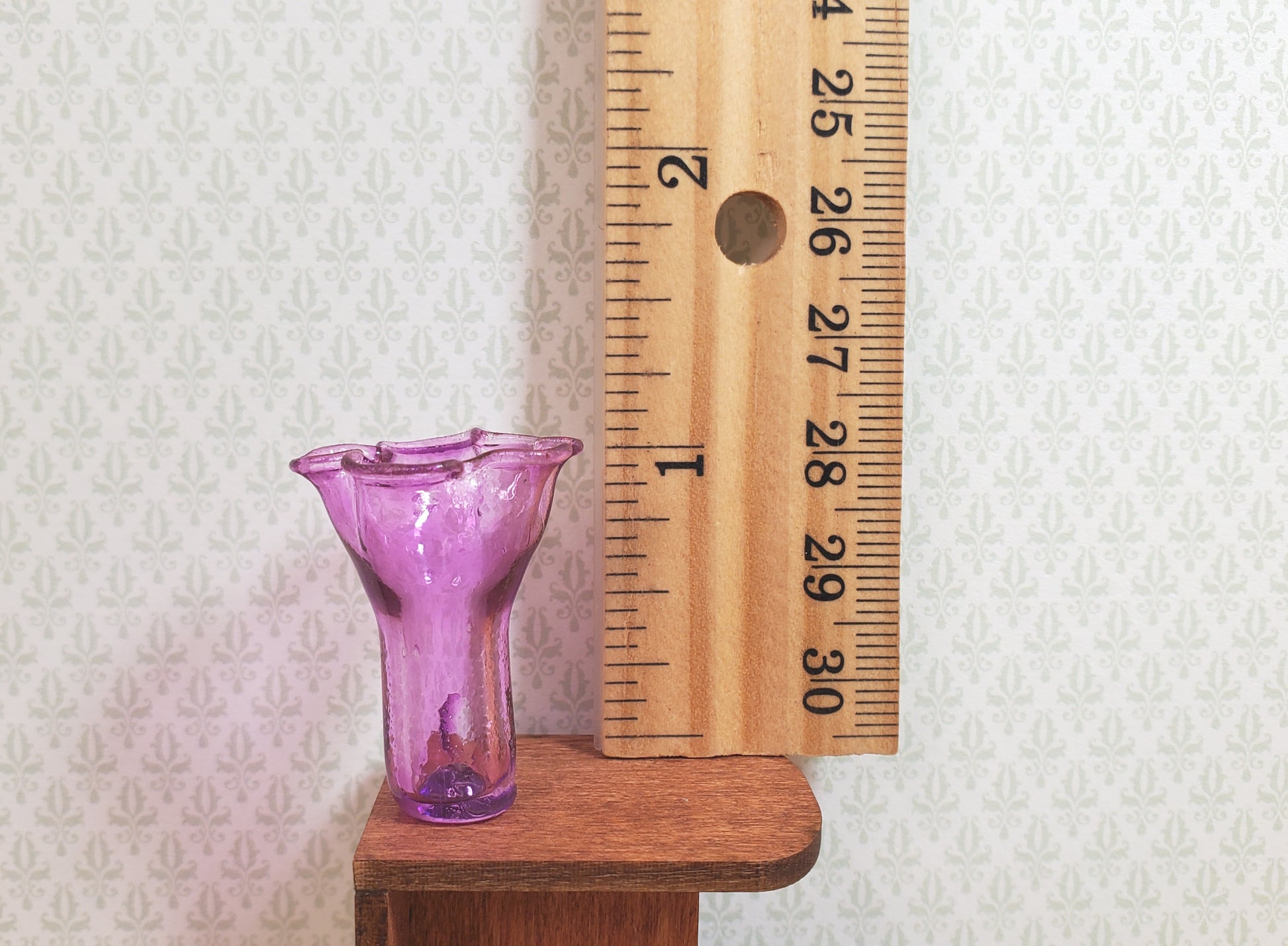 Dollhouse Lavender Glass Ruffled Vase 1:12 Scale Miniature Decoration