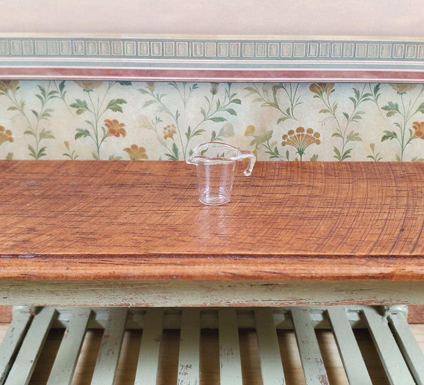 Dollhouse Clear Glass Measuring Cup 1:12 Scale Miniature