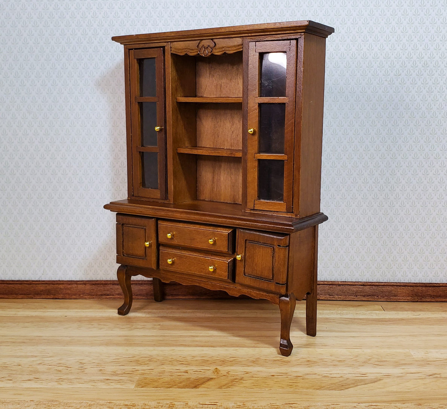 Dollhouse Hutch Cabinet Queen Anne Style Wood 1:12 Scale Miniature Furniture