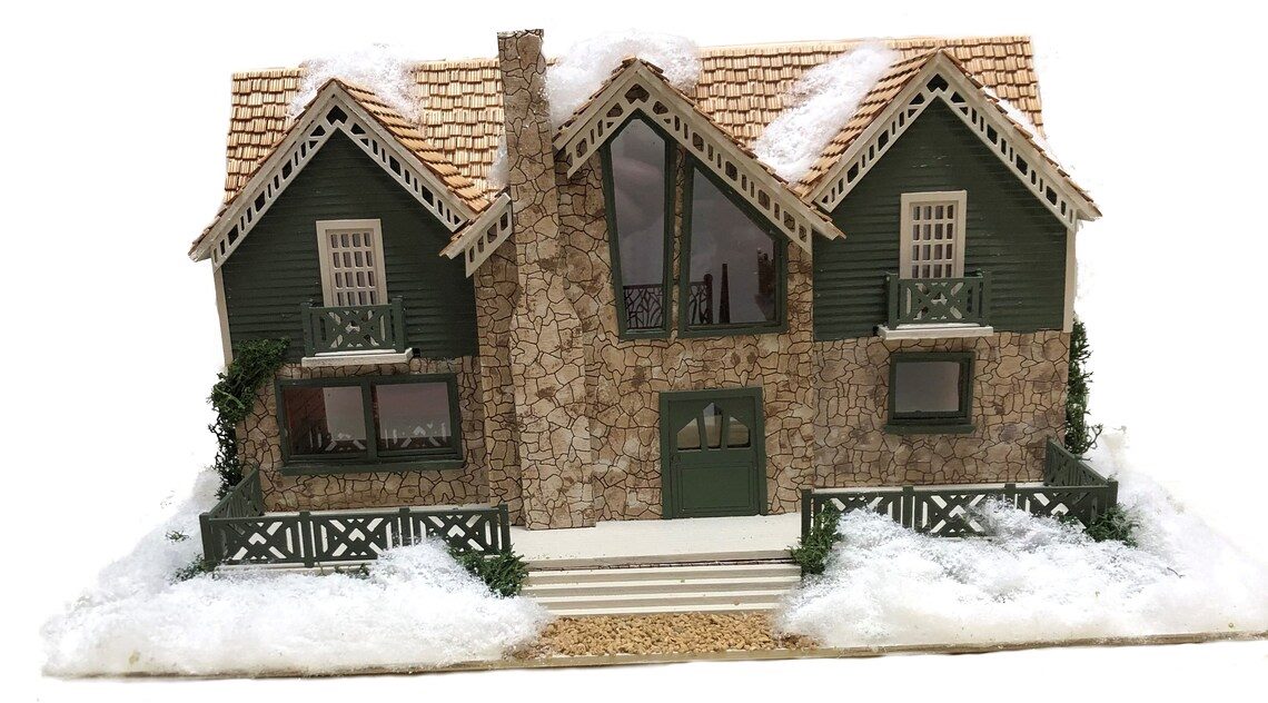 1:48 Quarter Scale Dollhouse KIT Lodge Vacation Home or Log House