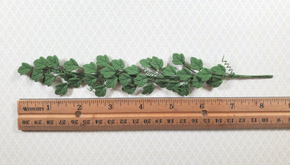 Dollhouse Leafy Vine 1:12 Scale Miniature Garden Plants