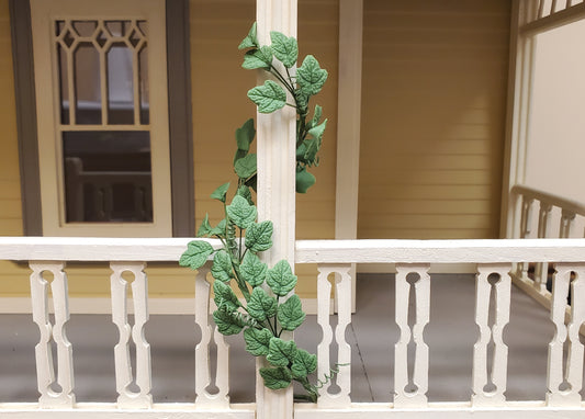 Dollhouse Leafy Vine 1:12 Scale Miniature Garden Plants
