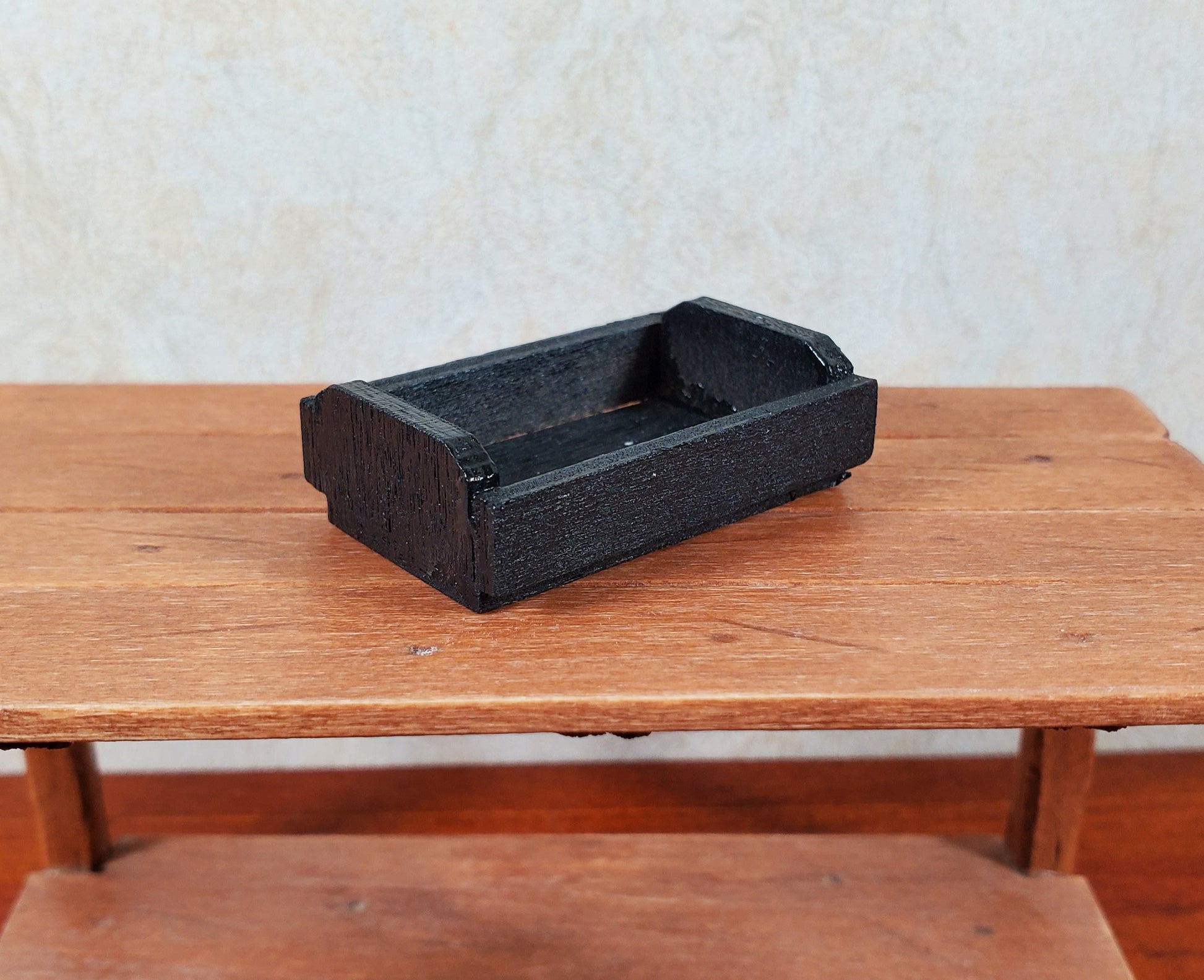 Dollhouse Small Crate Black Wood for Groceries Fruits Tools 1:12 Scale Miniature