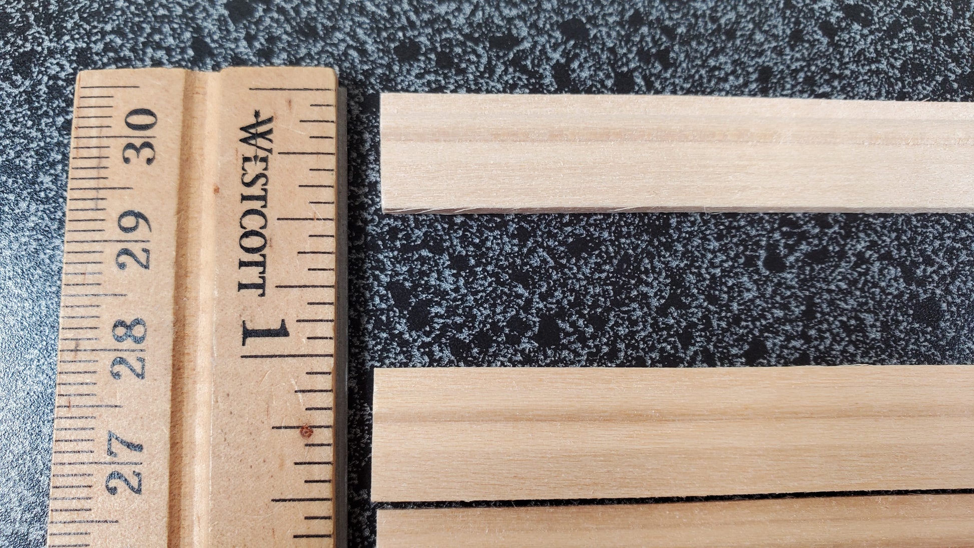 Dollhouse Baseboard 5 Pieces Trim Molding 12mm x 45cm long 1:12 Scale Skirting