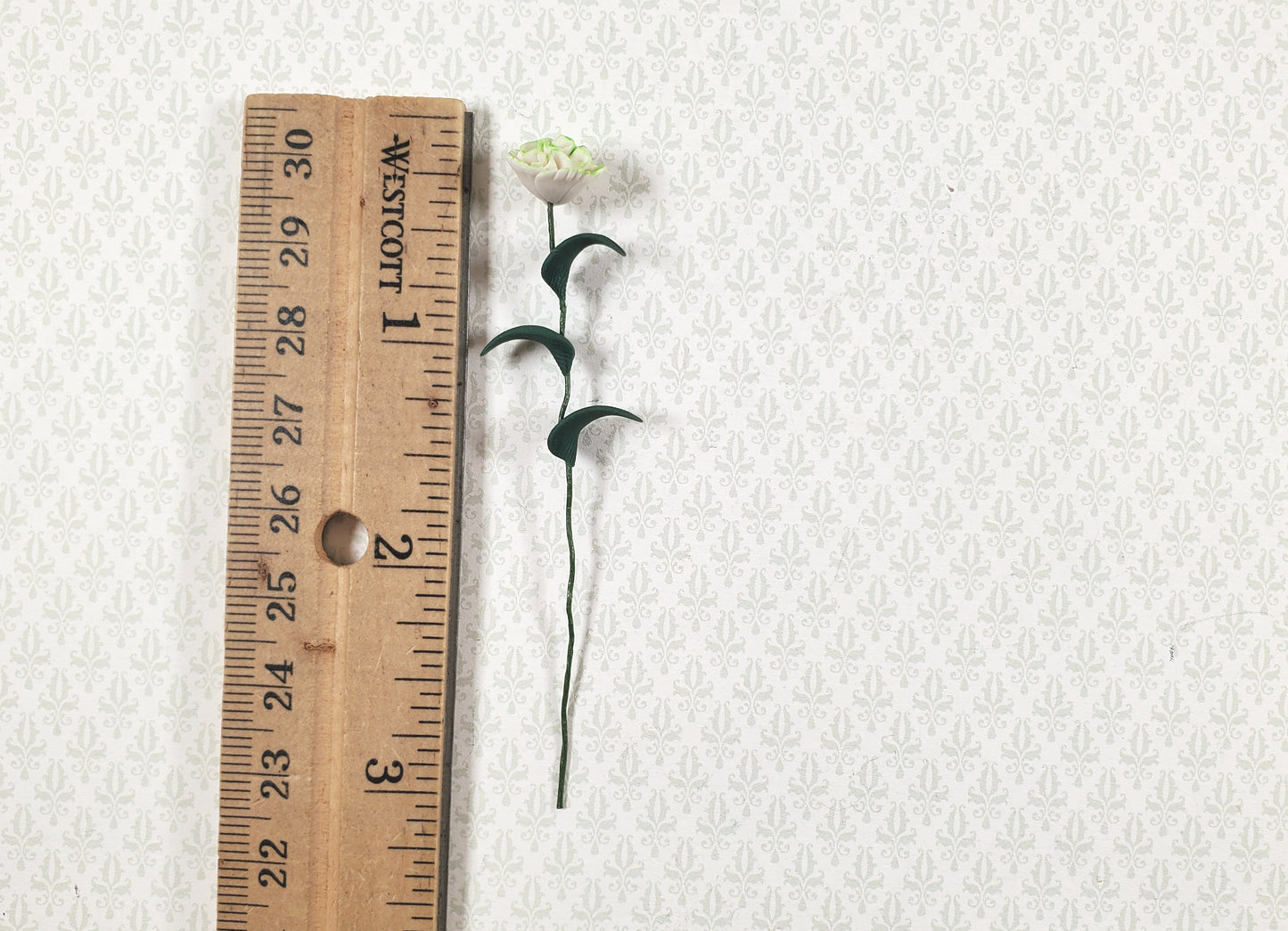 Dollhouse Carnation White and Green Single Stem 1:12 Scale Miniature