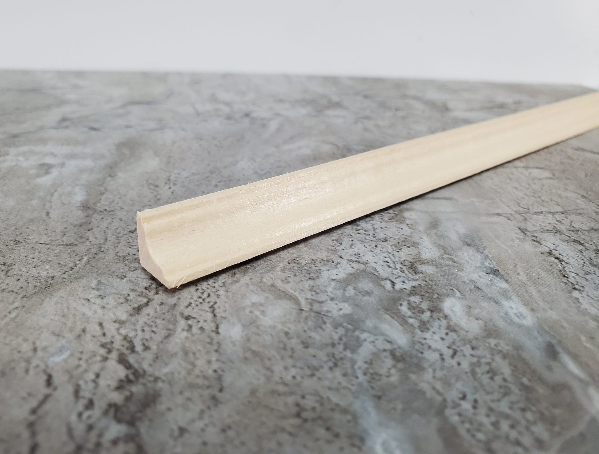 Dollhouse Crown Molding Ceiling Trim 3/8" wide x 18" long for Miniatures TC1008