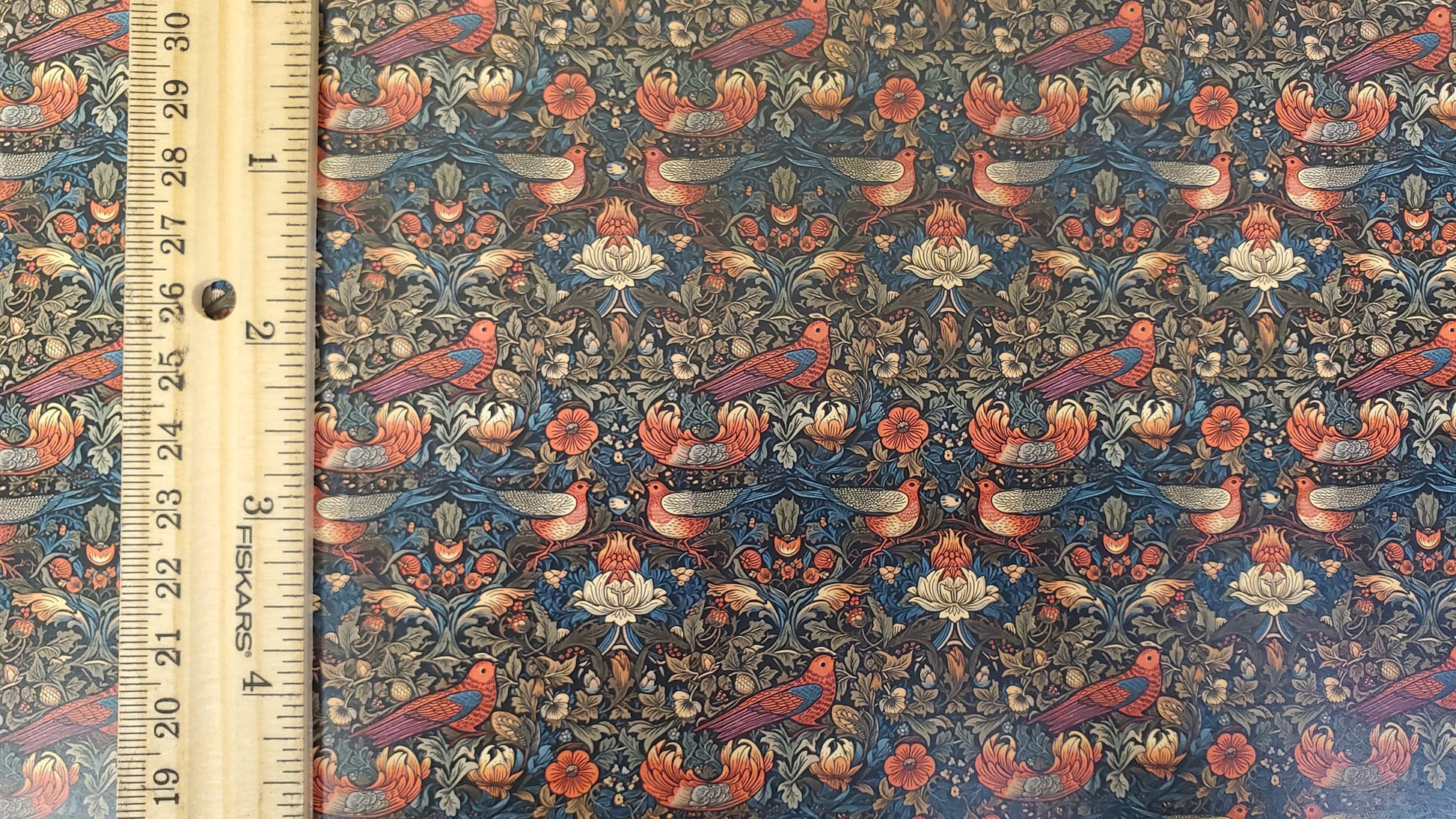 Dollhouse Victorian Wallpaper Dark Green Red Birds 3 Sheets 1:12 Scale Miniature